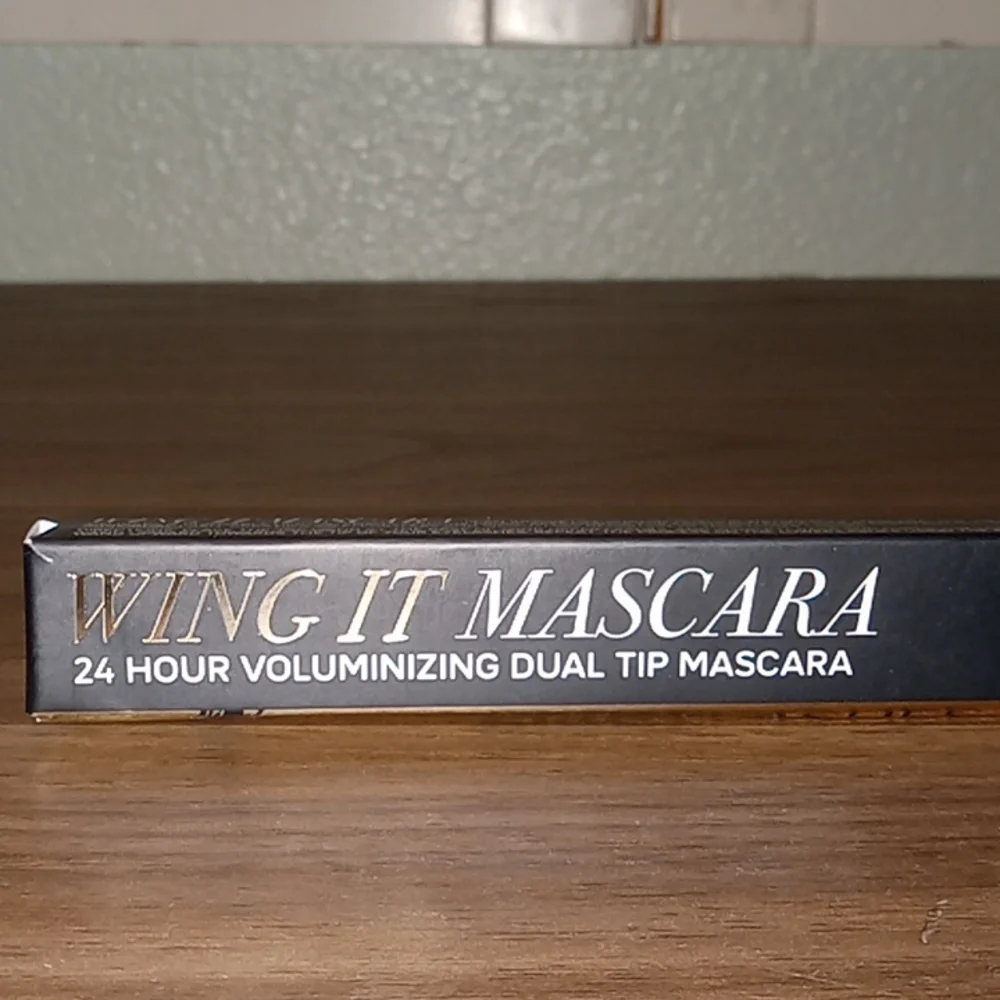 Lashes - Picture 2 of 5